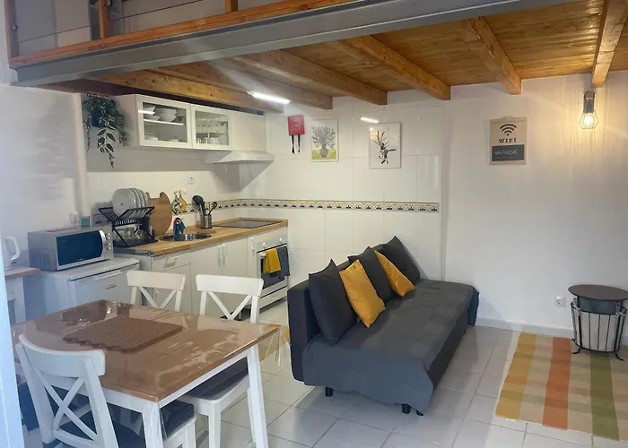 Sant\'Iago House